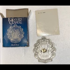 Vintage  leaded Crystal Shell Box Forever Crystal